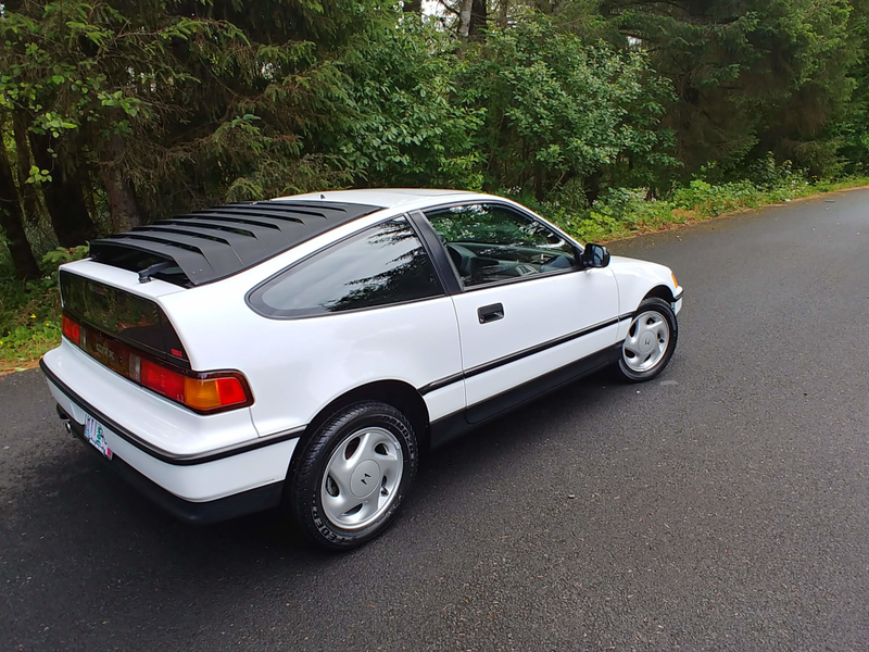Illustration for article titled So Nice Honda CRXs Are Going For $33,600 Now